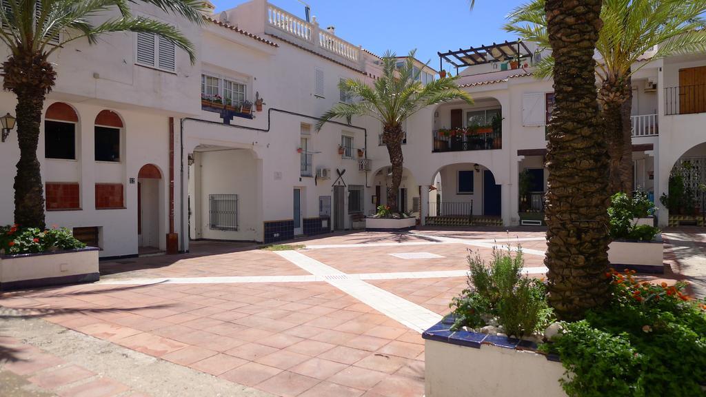Mini Apartamento Port Aiguadolc Sitges Exterior foto